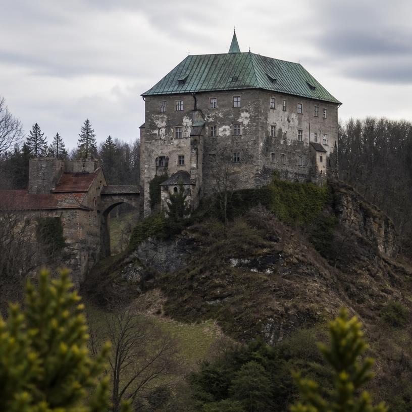 Co skrývá hrad Houska? Odpověz, jestli se bojíš!