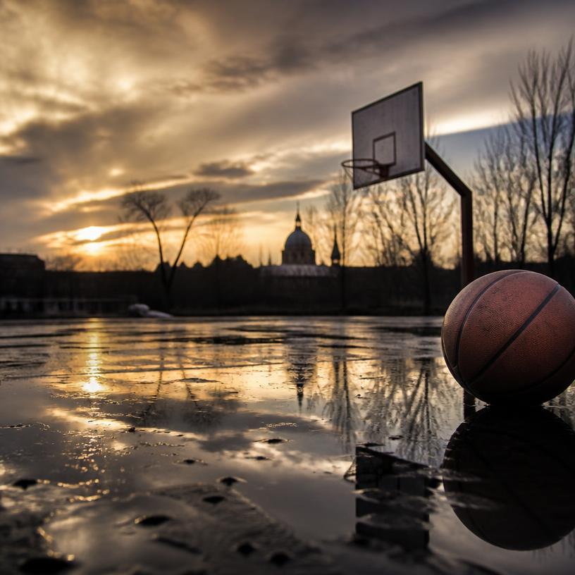 Tajemství basketbalového hřiště